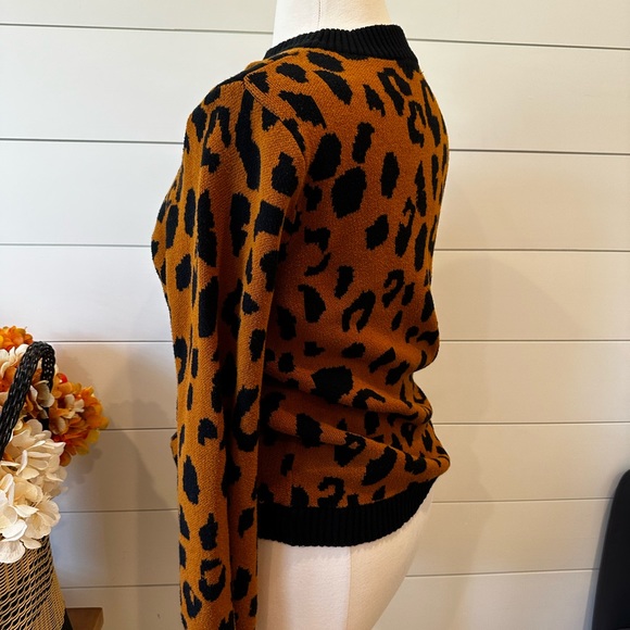 Who What Wear target knit leopard sweater 1X - Picture 6 of 8